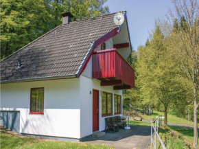 Гостиница Three-Bedroom Holiday Home in Kirchheim, Кирхгайм